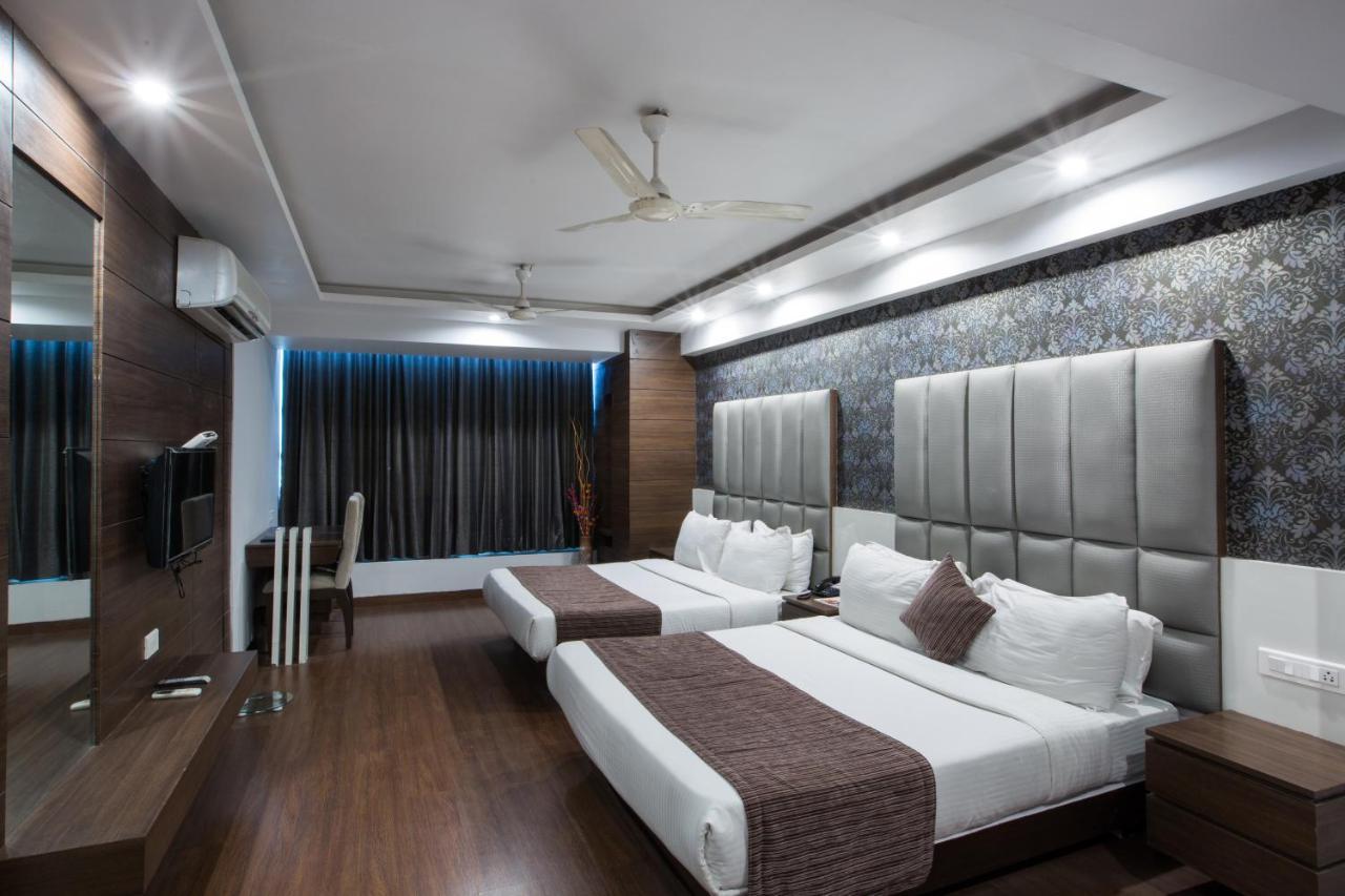 Hotel Narula'S Aurrum Amritsar Værelse billede