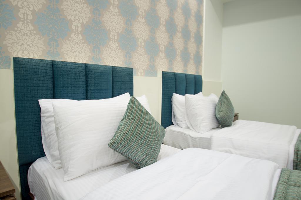 Hotel Narula'S Aurrum Amritsar Eksteriør billede