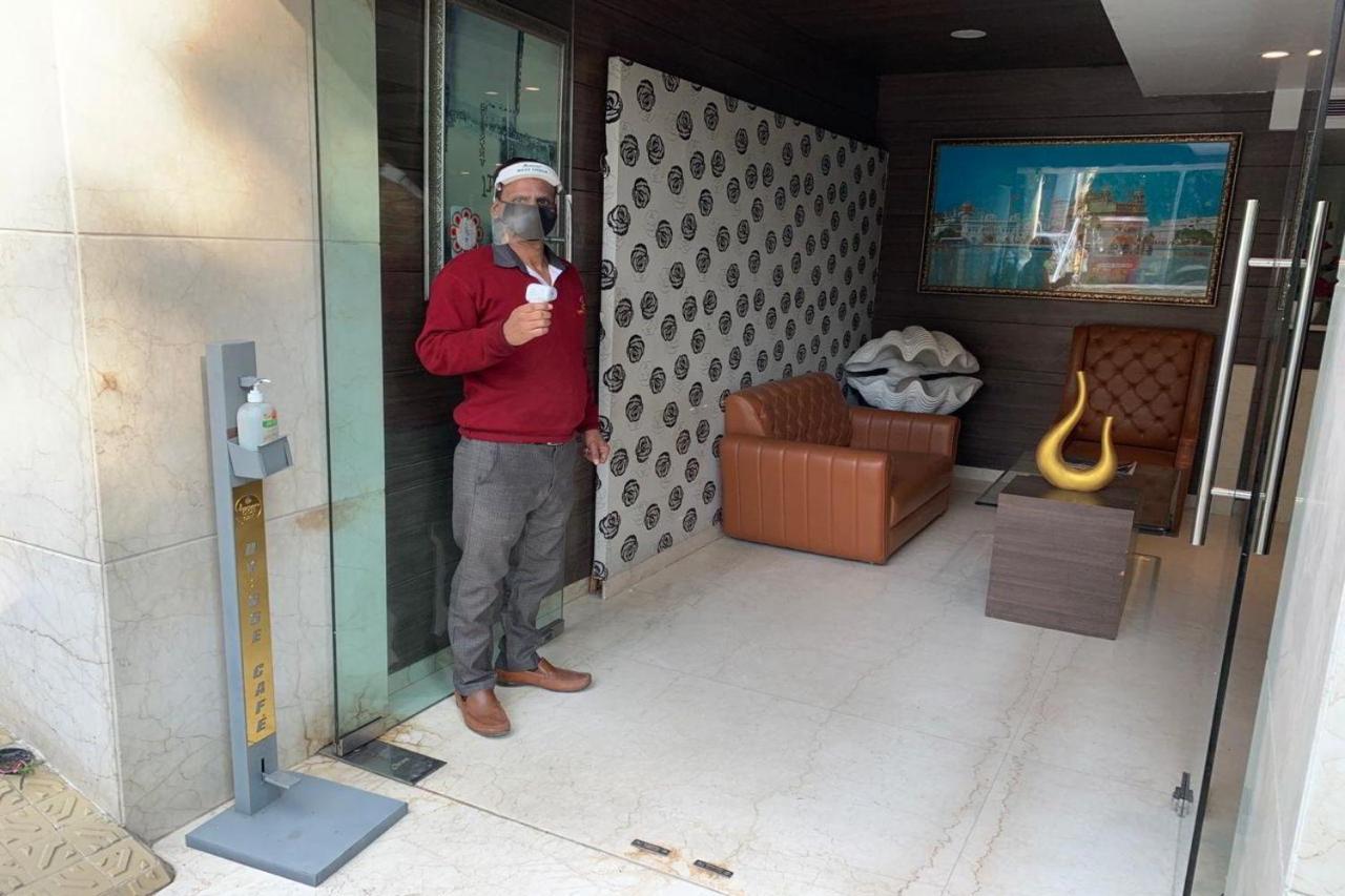 Hotel Narula'S Aurrum Amritsar Eksteriør billede